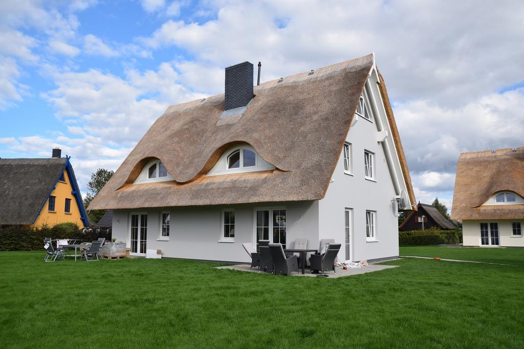 Reetdachhaeuser Boergerende Exteriér fotografie