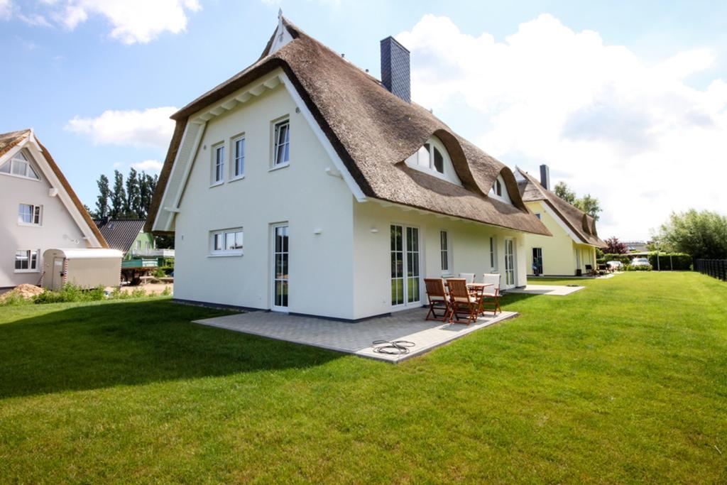 Reetdachhaeuser Boergerende Exteriér fotografie