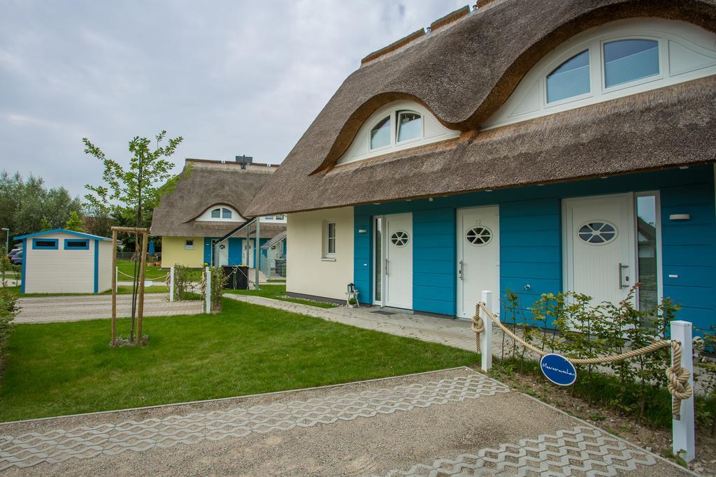 Reetdachhaeuser Boergerende Exteriér fotografie